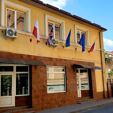 Мандри Хостел Uzhhorod Exterior foto
